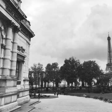 How to Dress Parisian: Part 1